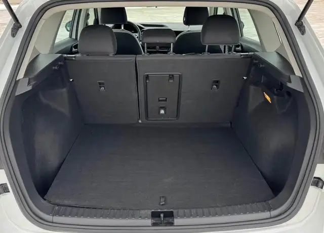 2023 Volkswagen Taos Trendline - Photo 15