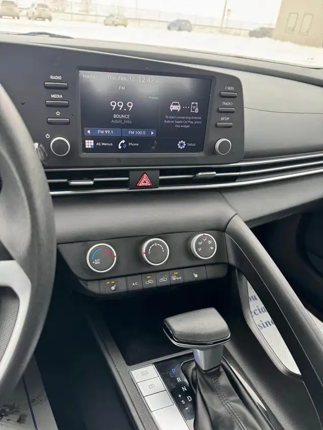 2021 Hyundai Elantra Essential - Photo 10