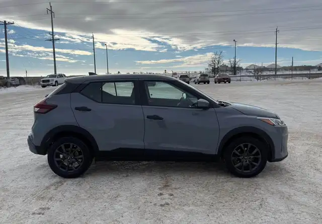 2021 Nissan Kicks S - Photo 4