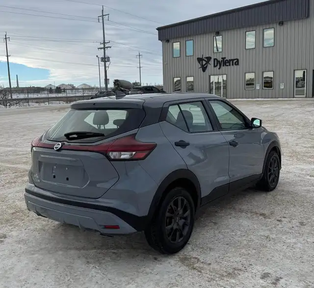 2021 Nissan Kicks S - Photo 5
