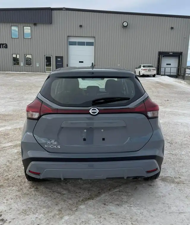 2021 Nissan Kicks S - Photo 6