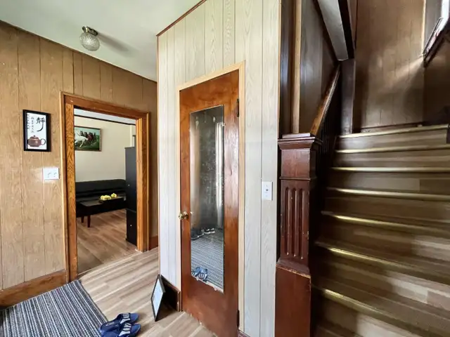 Whole House for Rent – 69 Shepherd St E, Windsor - Photo 2