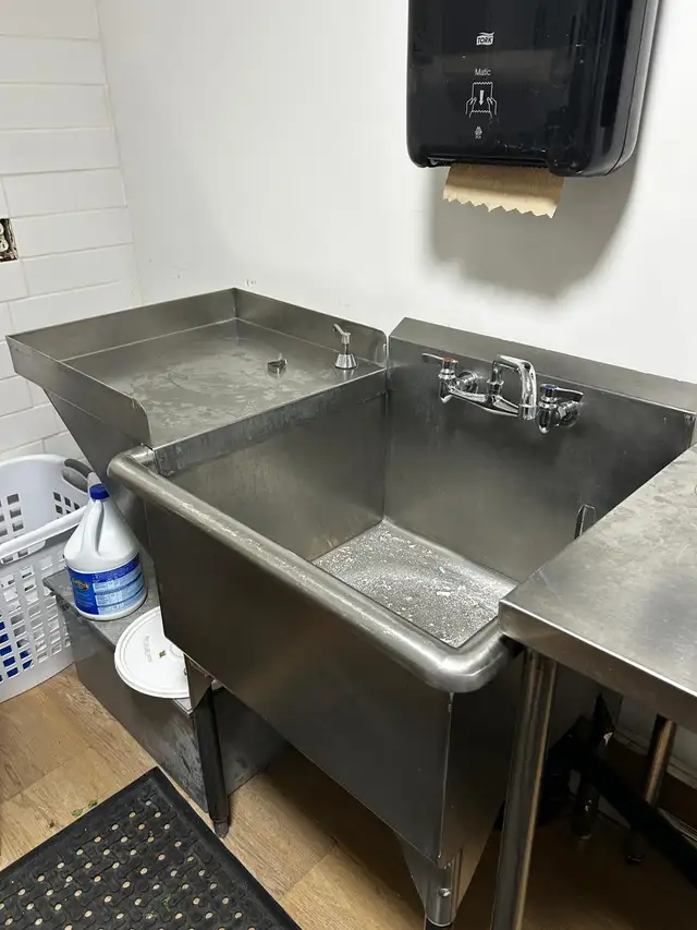 Full restaurant equipment - Photo 3