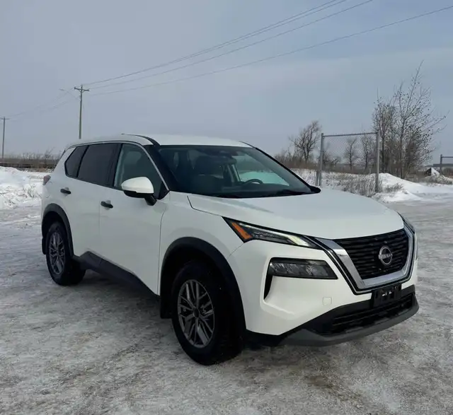 2022 Nissan Rogue S - Photo 3