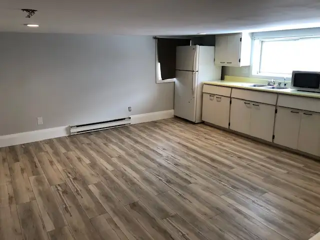 1-Bed Apartment for Rent – Mitchell | $1,075/m | Available May 1 - Photo 4