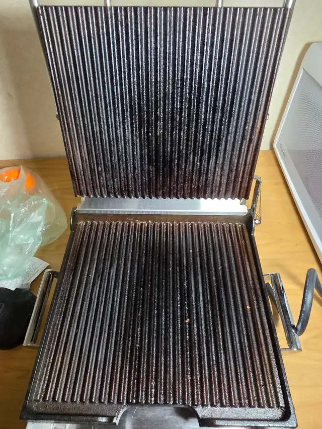 Waring Panini Perfetto grill/press - Photo 4