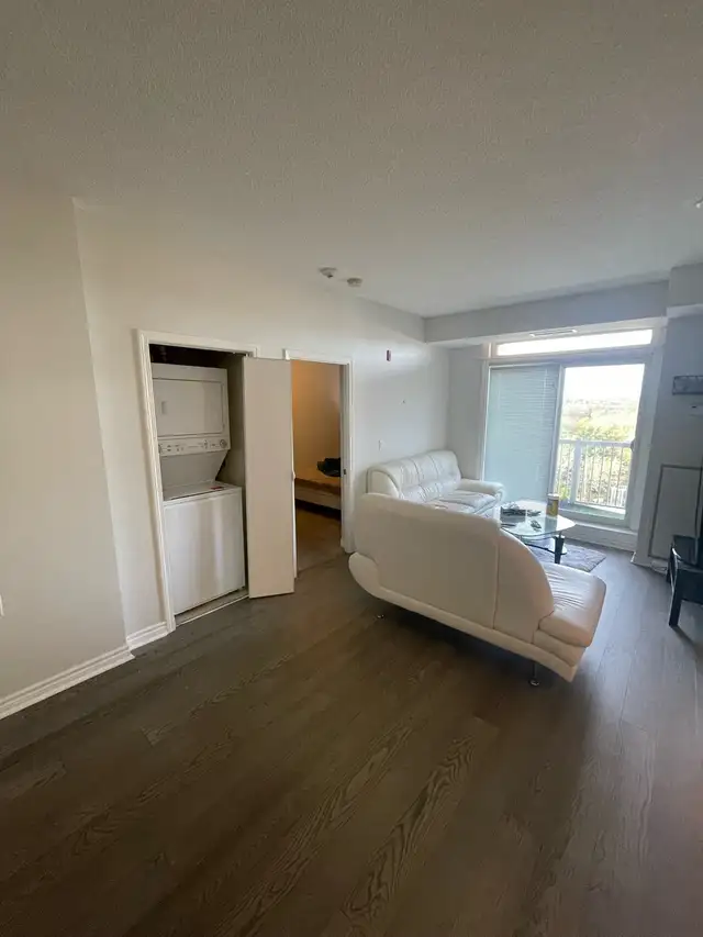 15450 Yonge Street unit 402 - Photo 3