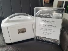 Stampin'  Up Cut & Emboss Machine -  Brand New