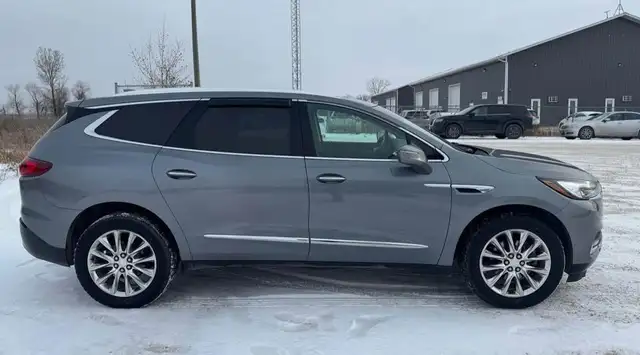 2018 Buick Enclave Essence - Photo 4