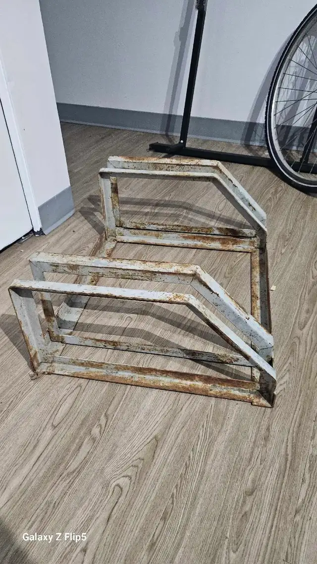 Rack a bicycle/support à vélo - Photo 3