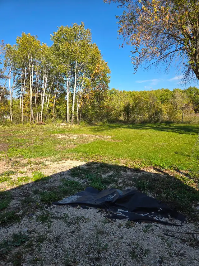 100' x 100' lot for sale