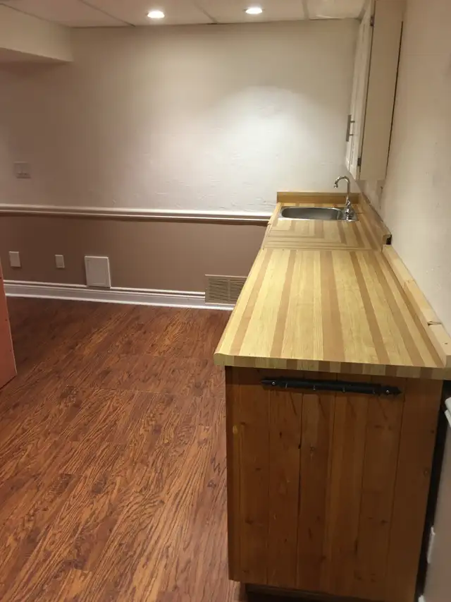 Basement Bedroom for Rent Near Hwy 410 and Sandalwood w/ Parking - Photo 5