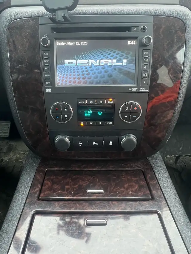 2013 GMC Yukon Denali - Photo 9