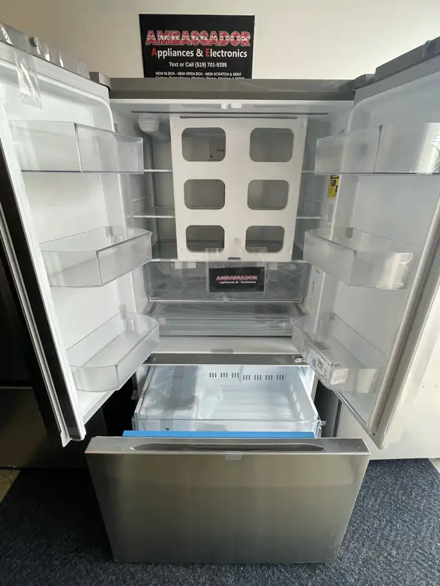 NEW 36" LG Internal Water & Ice Counter Depth Max Fridge (25 Cu. - Photo 3