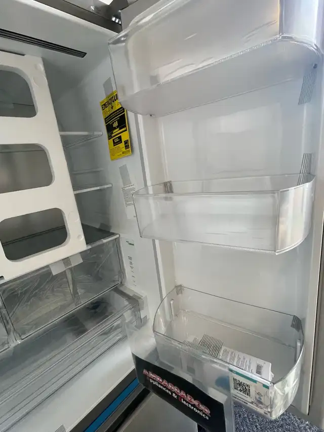 NEW 36" LG Internal Water & Ice Counter Depth Max Fridge (25 Cu. - Photo 5