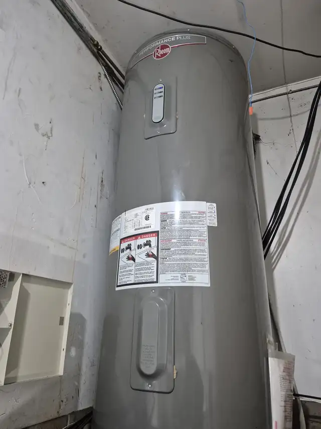 Chauffe-eau Rheem Performance Plus 285L