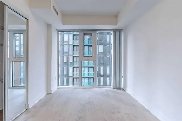 Yonge and Wellesley - One Bed One Bath - Photo 5