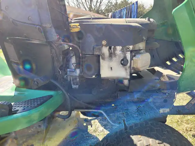 john deere lawn tractor - Photo 8