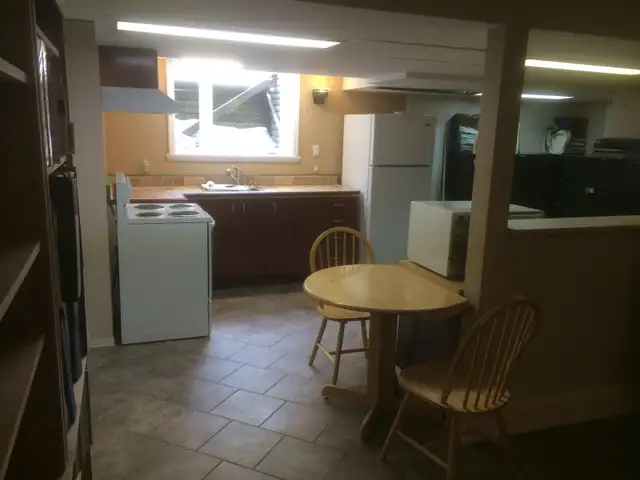 Chambre à louer pour une fille – Secteur GÉGEP, Héritage, UQO – - Photo 4