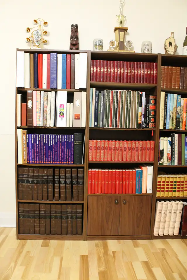 Bibliothèque de Rangement - Photo 3