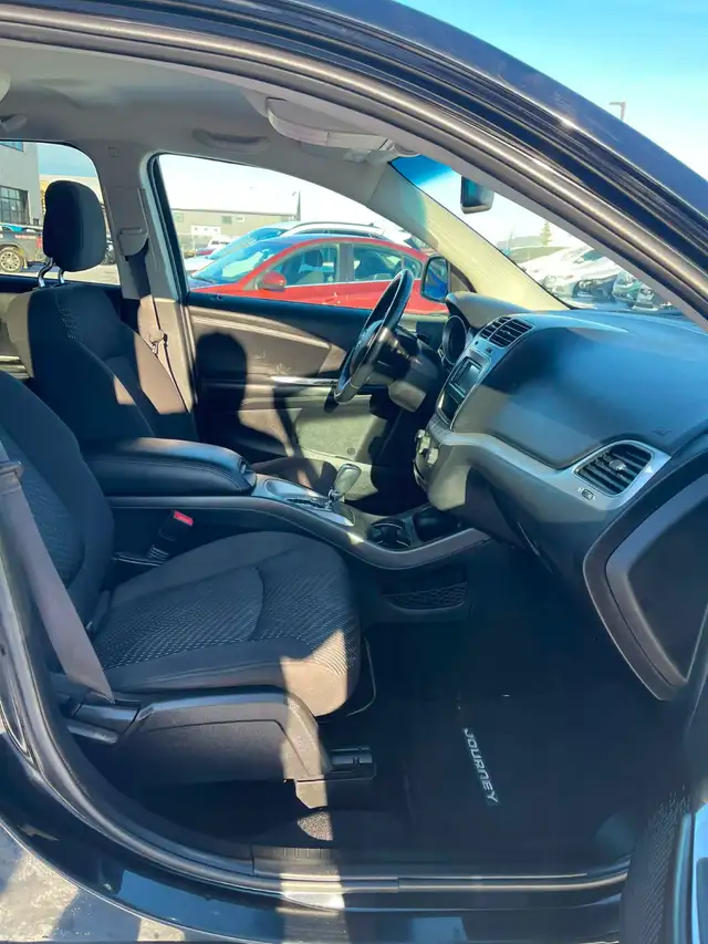 2015 Dodge Journey SXT 7 seats 3.6L V6 132,745km - Photo 9