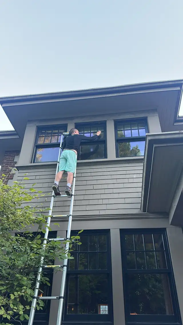 WE’RE HIRING – JOIN THE CLEAN CLUB TEAM - Photo 2