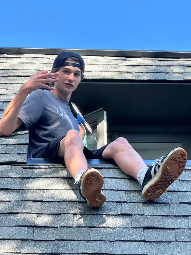 WE’RE HIRING – JOIN THE CLEAN CLUB TEAM - Photo 5