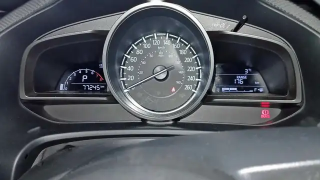 Mazda 3 , 2017, bas km, jamais accidentée - Photo 6