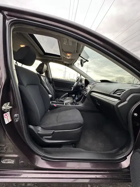 13 IMPREZA HB Manual AWD 2L 222K Clean Title Safety 2 Yrs Wrnty - Photo 6