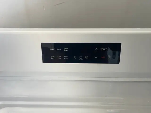 NEW 30" Frigidaire GAS  Range Stove (5.1 Cu.Ft) Steam Clean - Photo 6