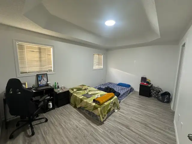 3 Bedroom House for Rent –  Near Steeles and Mavis Brampton - Photo 5