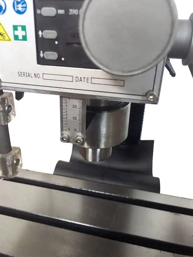 RCOG-25V Precision Milling and Drilling Machine028277 - Photo 7