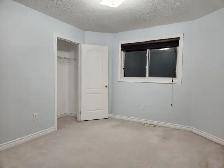 Brightand Sunny All Brick 2 Storey Family Home for rent. - Photo 8