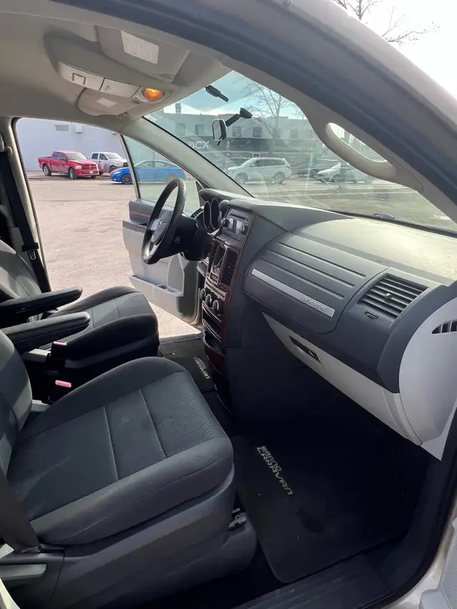 2010 dodge Grand Caravan - Photo 8