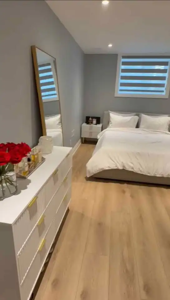 1 Bedroom to Rent for Females Only in Kitchener - Photo 3