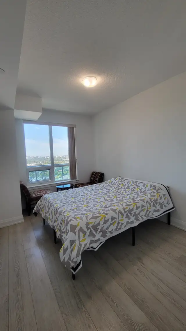 Furnished large 1 bedroom Condo with wifi parking Yonge&&Steeles - Photo 5