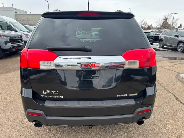 2011 GMC Terrain SLT AWD V6 - 191K - CLEAN CAR FAX - LOADED - Photo 4