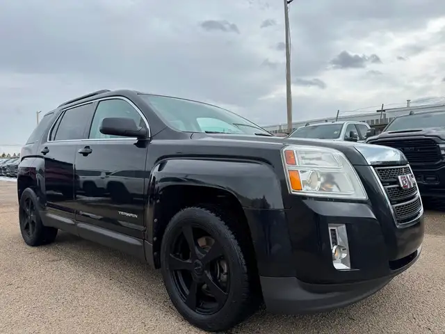 2011 GMC Terrain SLT AWD V6 - 191K - CLEAN CAR FAX - LOADED - Photo 7