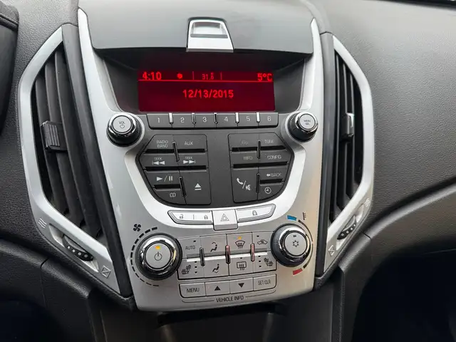 2011 GMC Terrain SLT AWD V6 - 191K - CLEAN CAR FAX - LOADED - Photo 14