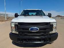 2017 Ford Super Duty F-350 SRW ONLY 129K - 4WD Crew Cab - CLEAN - Photo 8