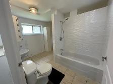 3 1/2 renovate near Cartier metro, Laval - Photo 2