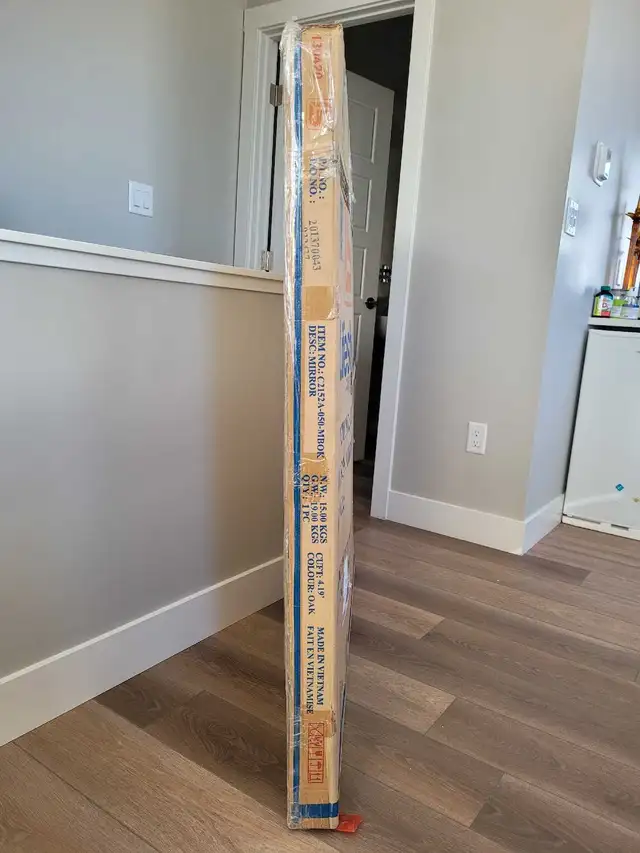 Mirror top dresser or at the Wall - Photo 2