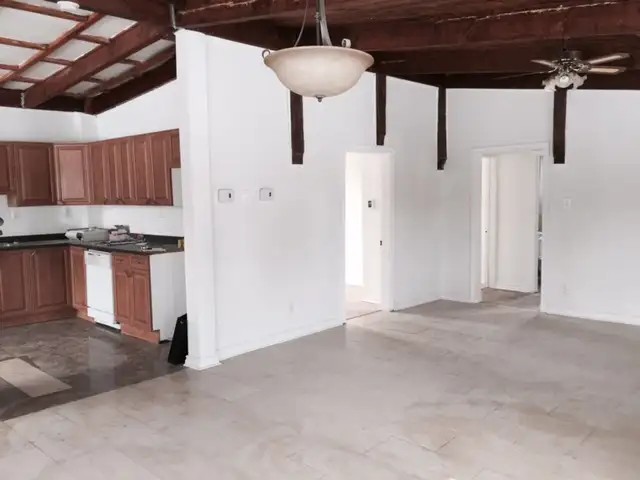 5 1/2 Cozy house renov., near waterfront, gararg, fireplace... - Photo 3