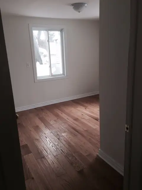 5 1/2 Cozy house renov., near waterfront, gararg, fireplace... - Photo 5