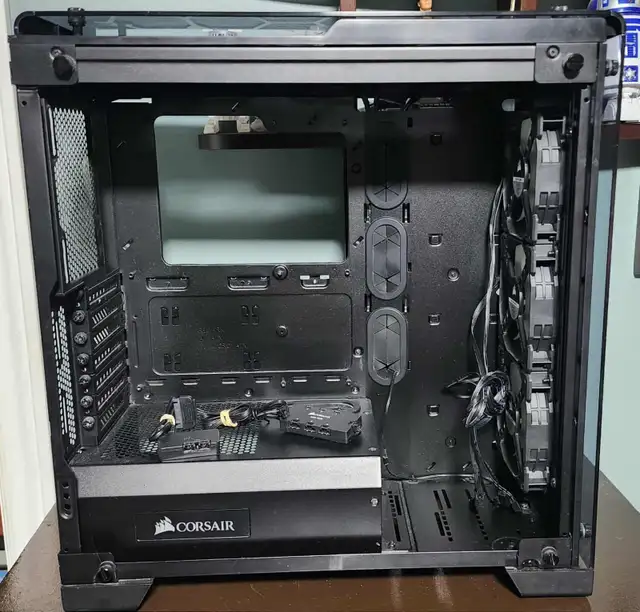 CORSAIR CRYSTAL 570X RGB CASE – TEMPERED GLASS – 3 RGB FANS $110 - Photo 7