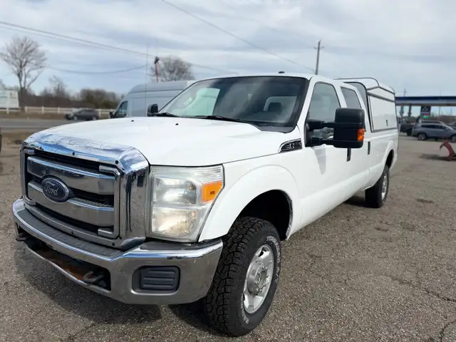 2012 Ford Super Duty F-350 SRW 8Ft Box, 4x4 - Photo 4