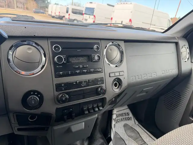 2012 Ford Super Duty F-350 SRW 8Ft Box, 4x4 - Photo 8
