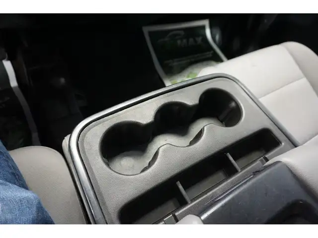 2018 GMC Sierra 1500 ELEVATION V8 5.3L 4X4  6 PASSAGERS  159 - Photo 28