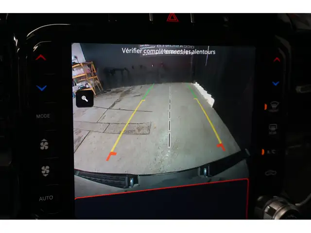 2022 Ram 1500 LARAMIE V8 5.7L 4X4 CREW CUIR - TOIT PANO GPS NAV - Photo 25