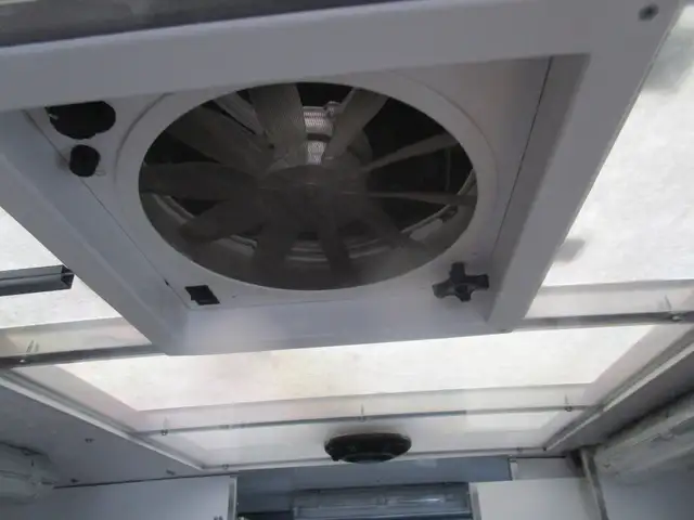 Ford E-450 Cutaway E-450 Super Duty 110 v chauffage isolation ca - Photo 18